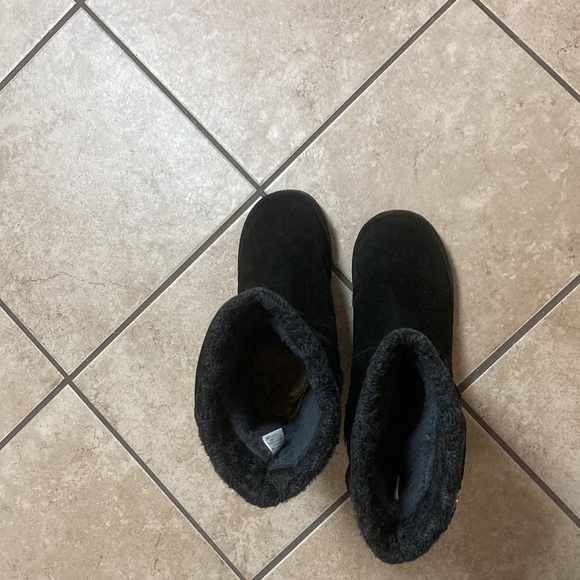 MukLuks size 9 black faux suede boots; 2 outside working silver buckles; 13 1/4” - Picture 9 of 10